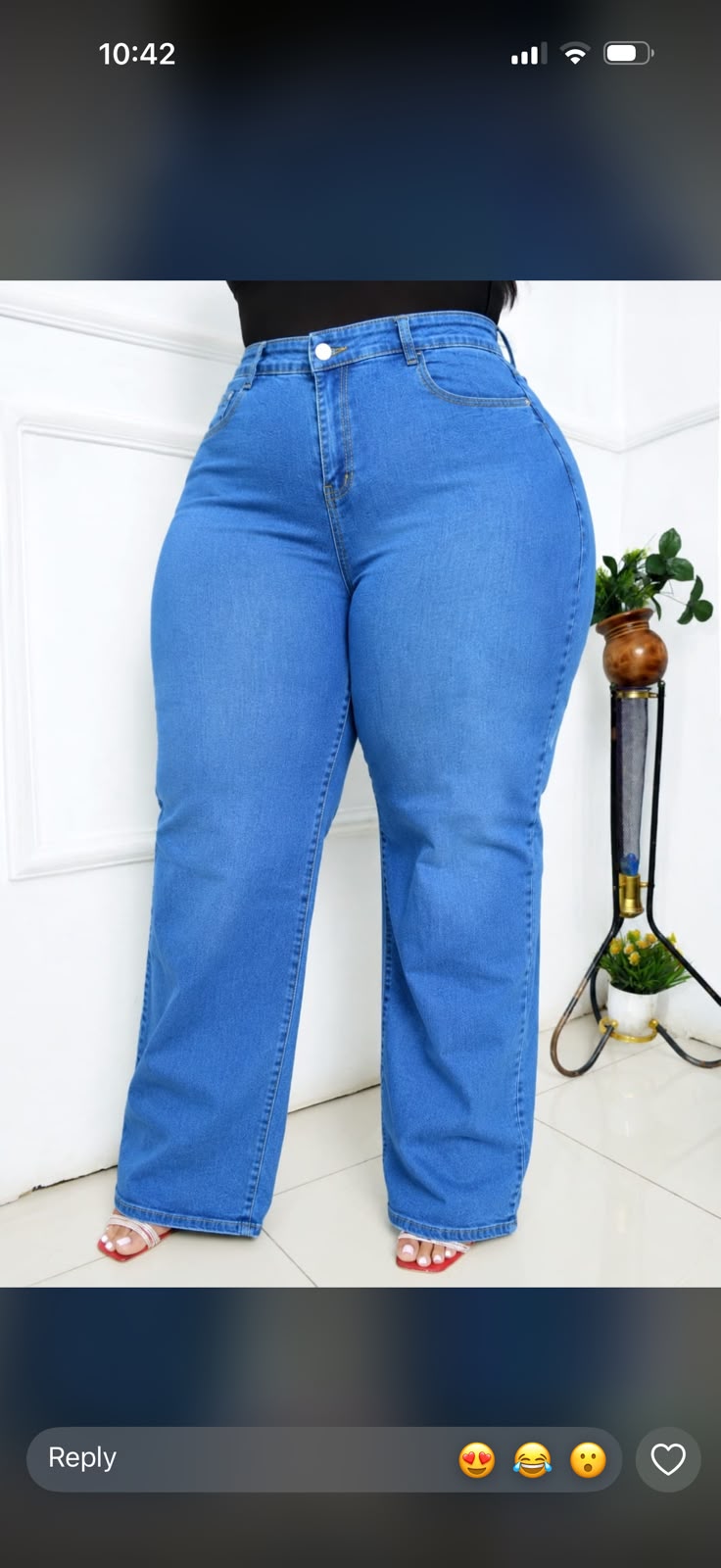 Curve-Fit Blue Wide-Leg Jeans